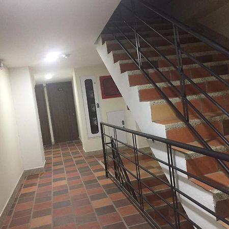 Hermoso Apartaestudio En Sabaneta. المظهر الخارجي الصورة