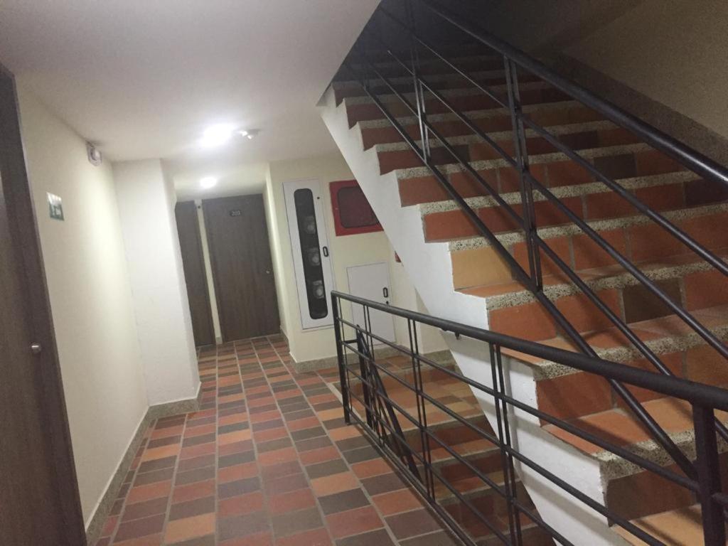 Hermoso Apartaestudio En Sabaneta. المظهر الخارجي الصورة